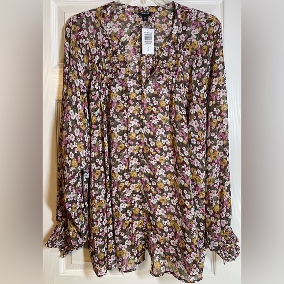 NWT TORRID Women's Plus Size Crinkle Chiffon
Smocked Blouson Sleeve Blouse 5X - Picture 2 of 9